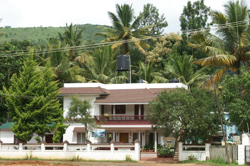 Mistygreen Homestay Thekkady Exterior foto
